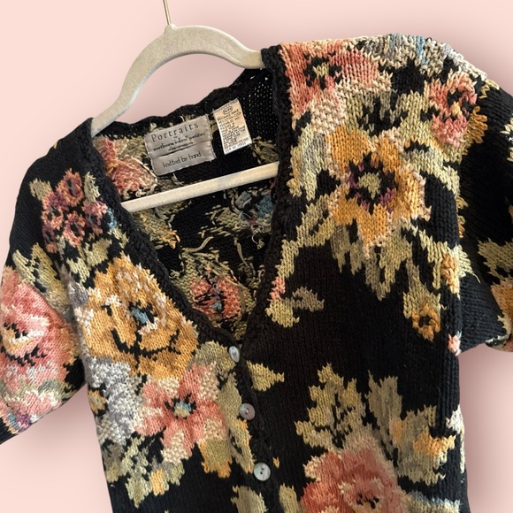 Vintage Floral Hand Knit Cottagecore Sweater - Picture 2 of 3